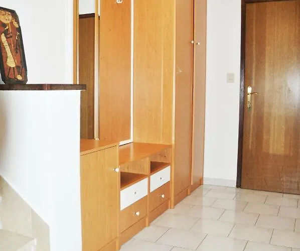 Alavuk Apartment *