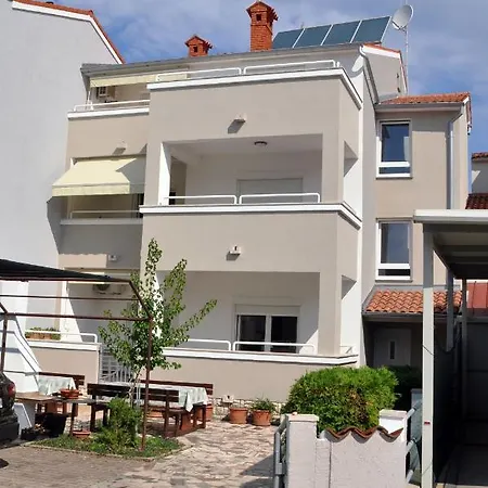 Alavuk Appartement *