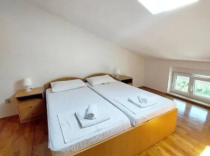 Alavuk Appartement *